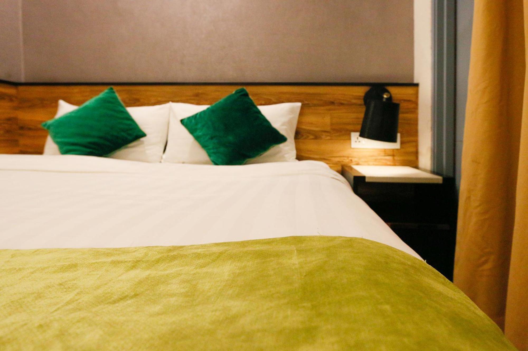 Golden Roof Hotel, Seri Iskandar Eksteriør billede