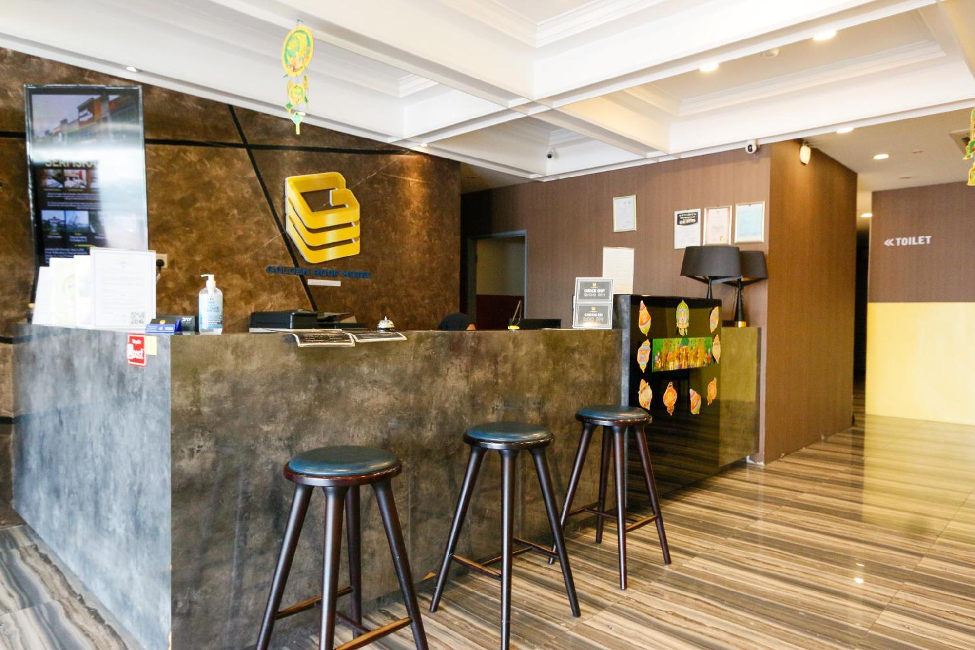 Golden Roof Hotel, Seri Iskandar Eksteriør billede